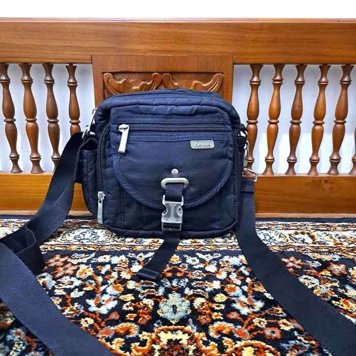 tas sling bag genova sling pria