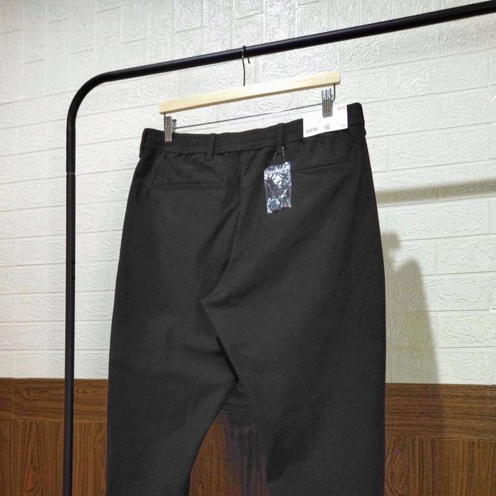 Uniqlo Canvas Jogger Pants