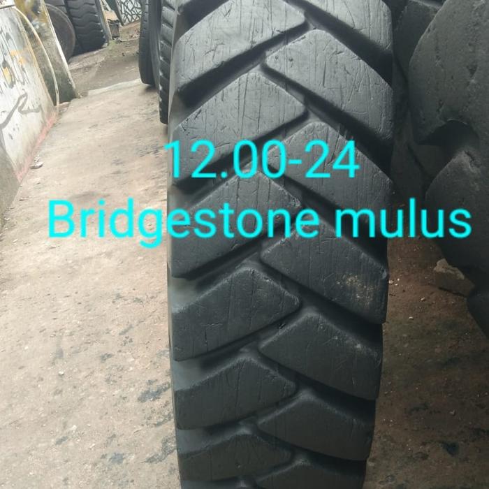 ban truk ukuran .12 00R 24