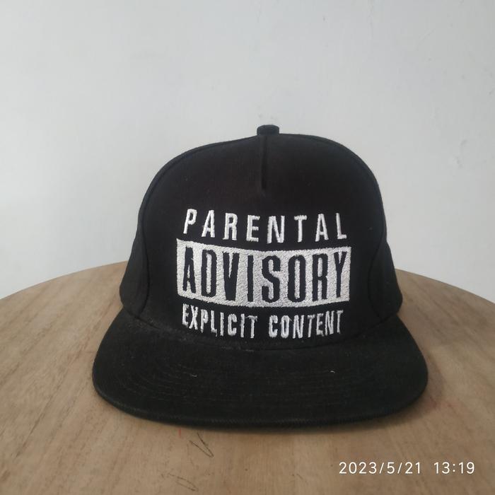 Topi Snapback Parental Advisory