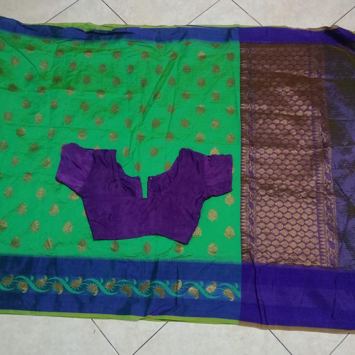 Sari India hijau ungu