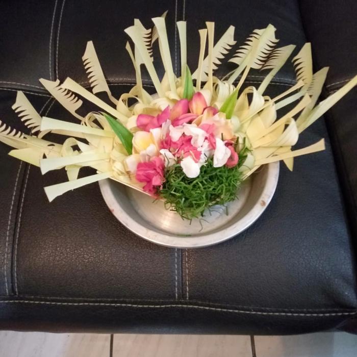 canang sodan gede / canang tari pendet / canang tari bali