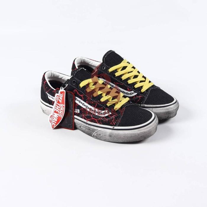 Sepatu Vans X Stranger Things Style 36 Hellfire Club Black
