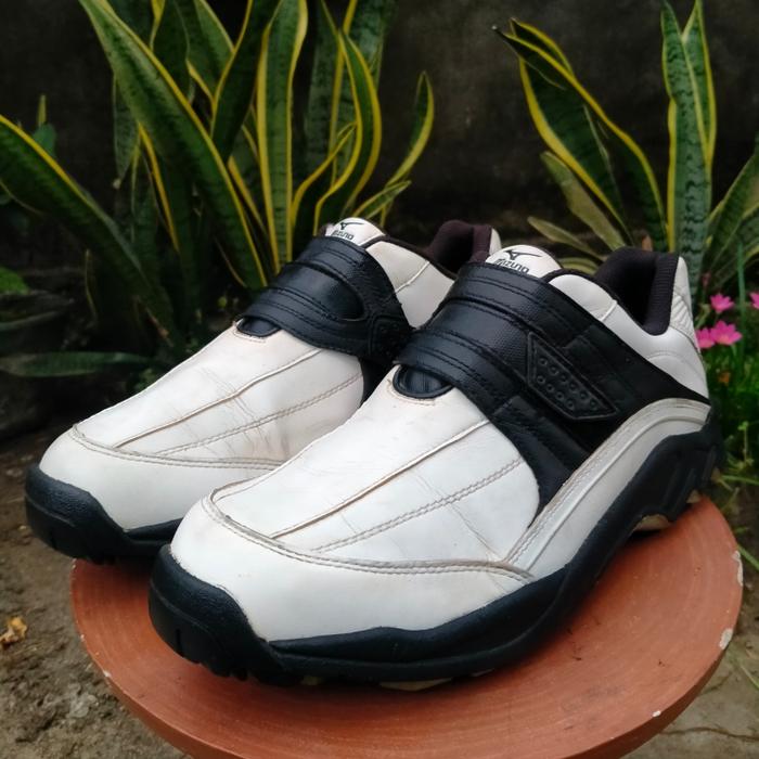 Sepatu Second Outdoor Mizuno Size 40 ke 41 Insole 25,5 cm