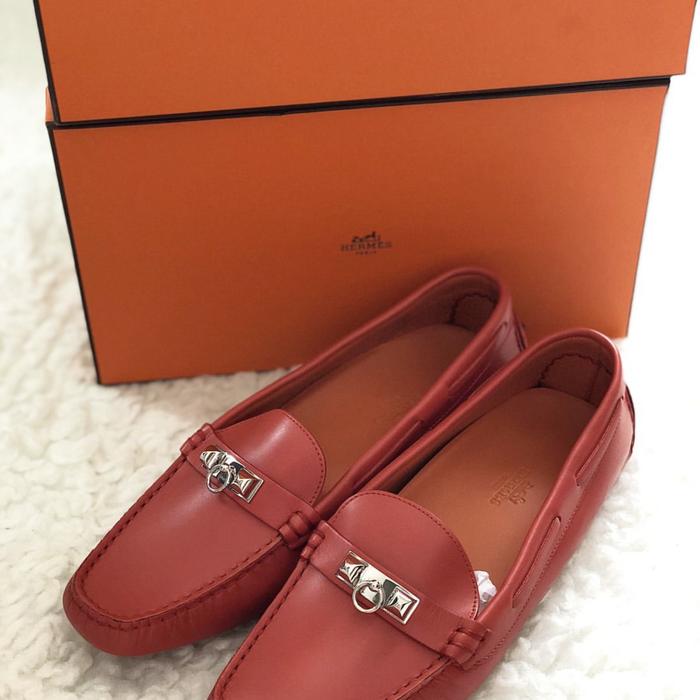 BNIB Hermes loafers for Woman