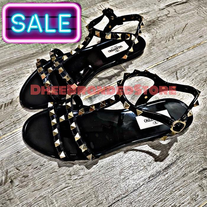 Jual Rugi!! Preloved Rockstud Jelly Sandal Valentino size 35 with box