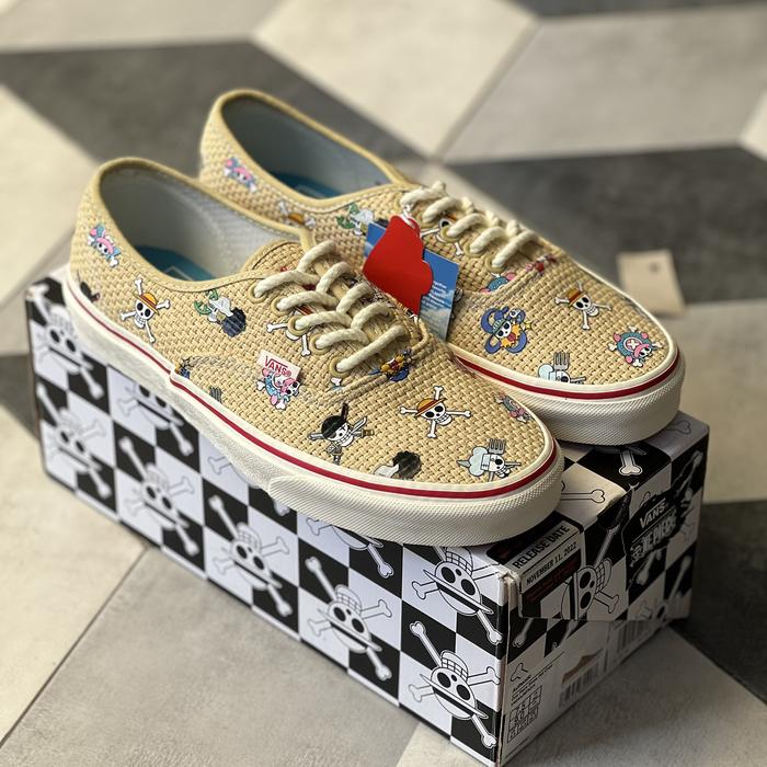 VANS X ONE PIECE AUTHENTIC STRAW HAT