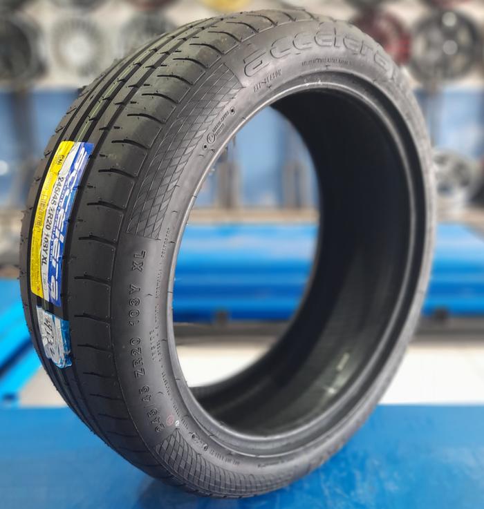 ACCELERA PHI 245 45 R20 BAN CRV,NISSAN JUKE RING 20