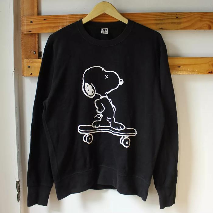 crewneck uniqlo x kaws peanuts no supreme bape stussy acmedelavie