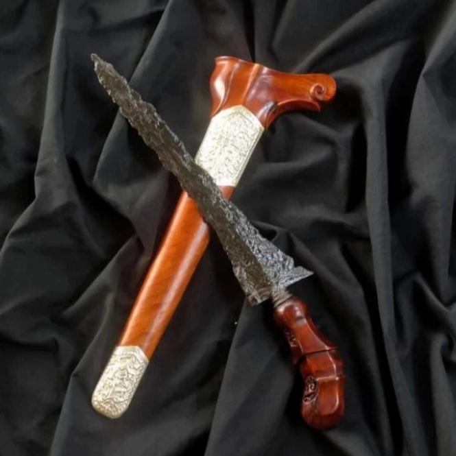 Keris Tindih Betok Budho Temuan Tangguh Singgosari Pusaka Temuan