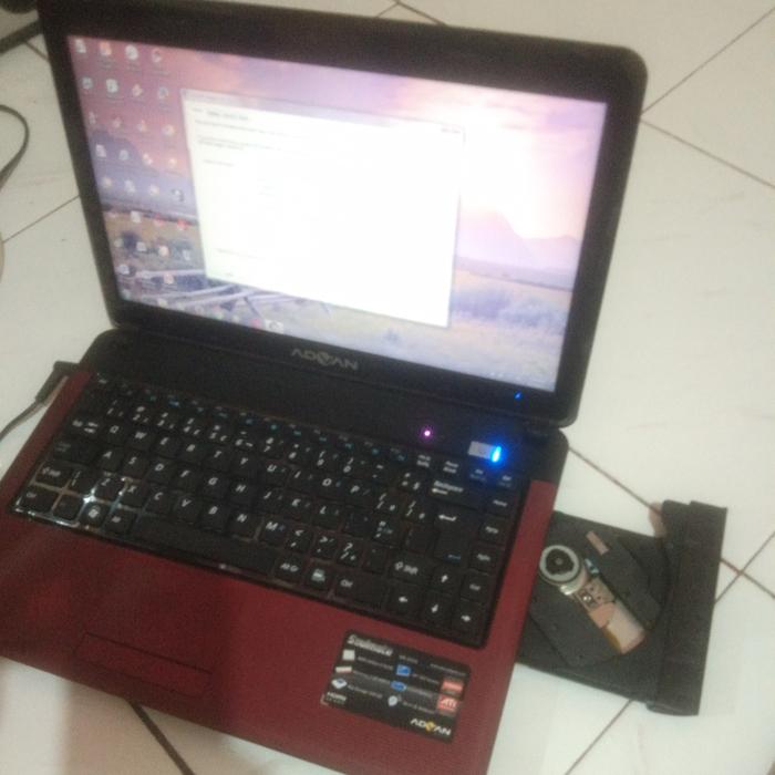 Laptop Advan Bekas