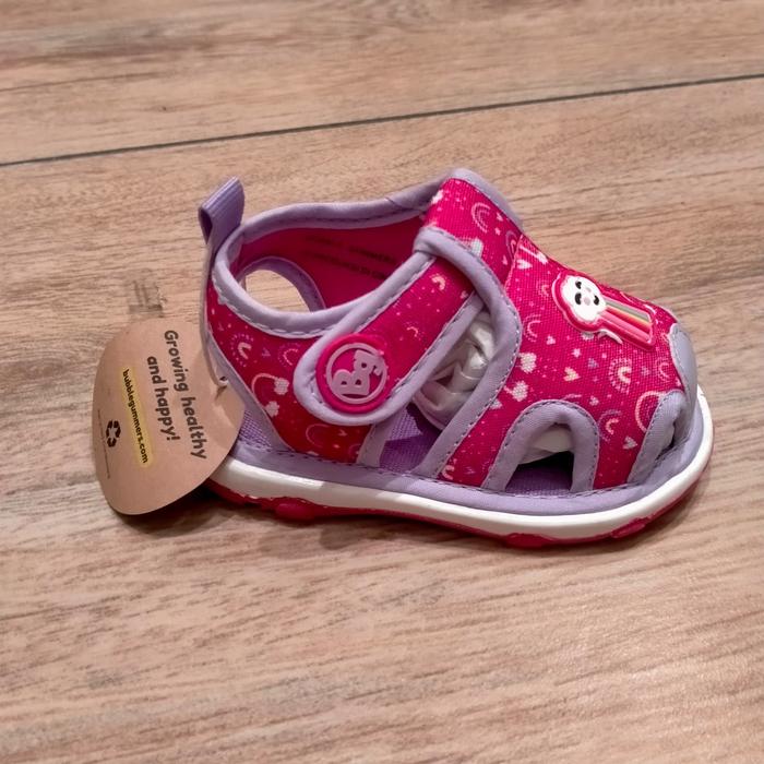 sepatu sendal  bayi perempuan bunyi bubble gummers