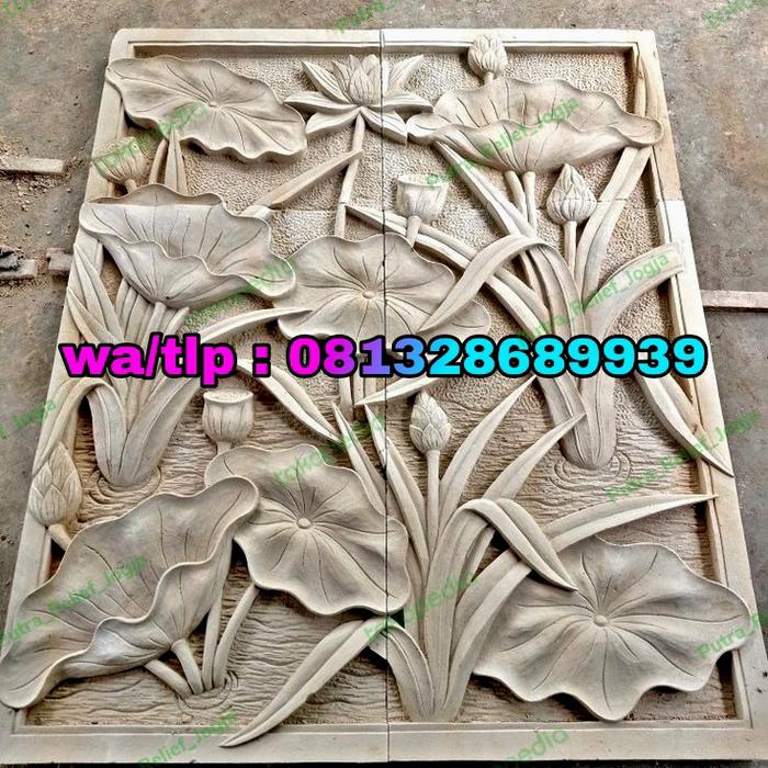 ukir batu alami relief