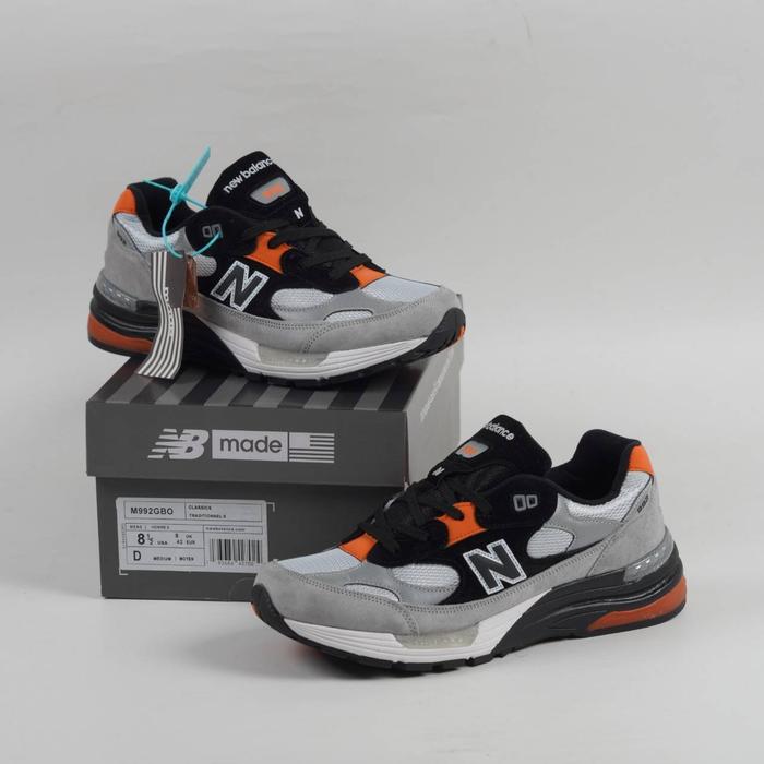 SEPATU NEW BALANCE 992 X DTLR GREY BLACK ORANGE BNIB