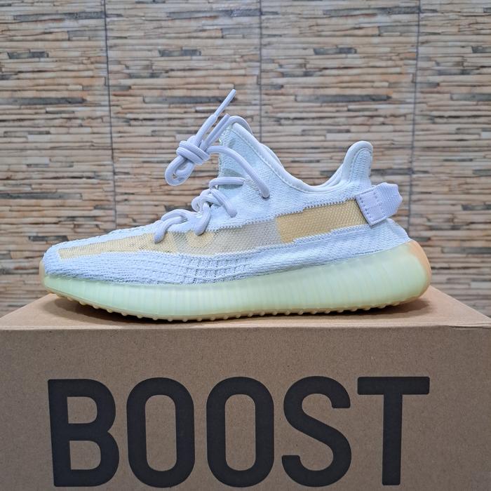 Yeezy 350 V2 Hyperspace ORIGINAL