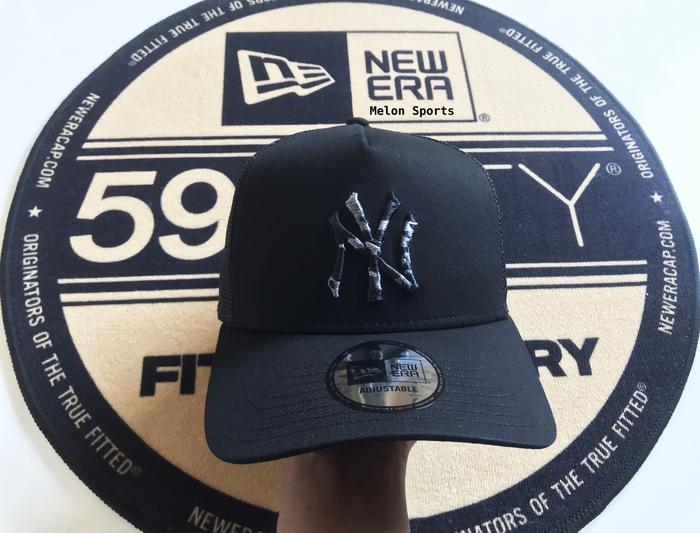 New Era 9Forty A-Frame Trucker New York Yankees Camo Infill Black Cap