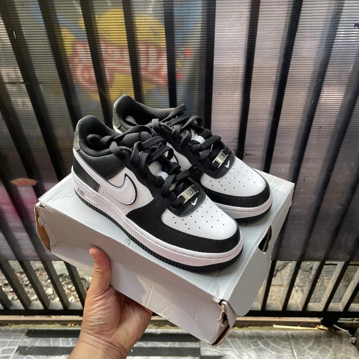 AF 1 Low Panda Colorway