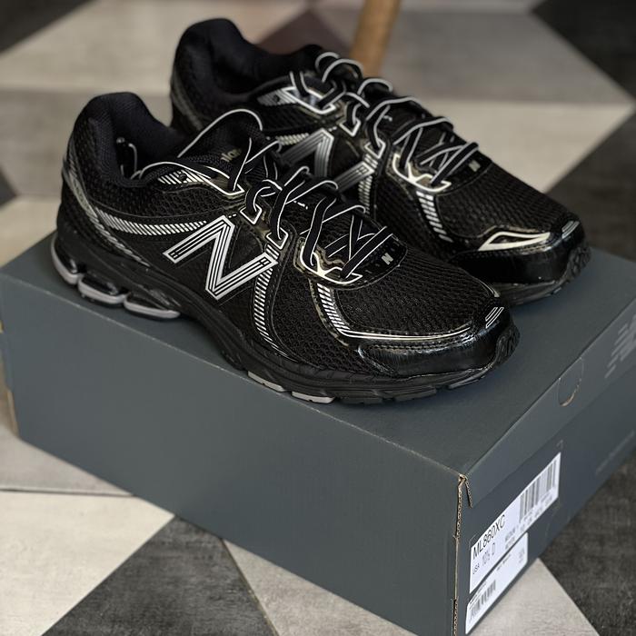 New balance 860v2 black