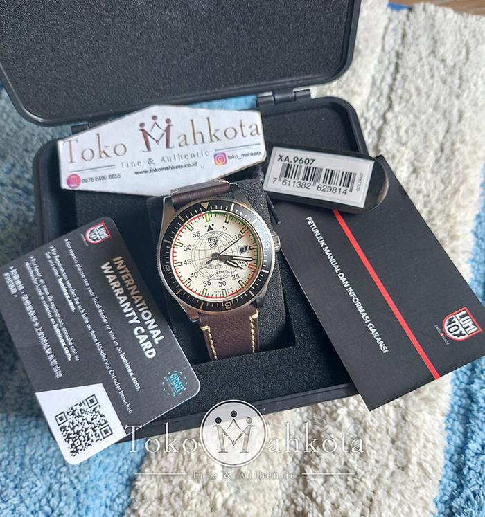 Luminox 9607 Air Automatic Constellation Pilot Watch