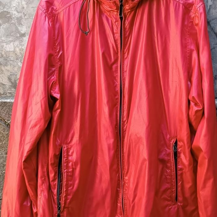 jaket parasut uniqlo