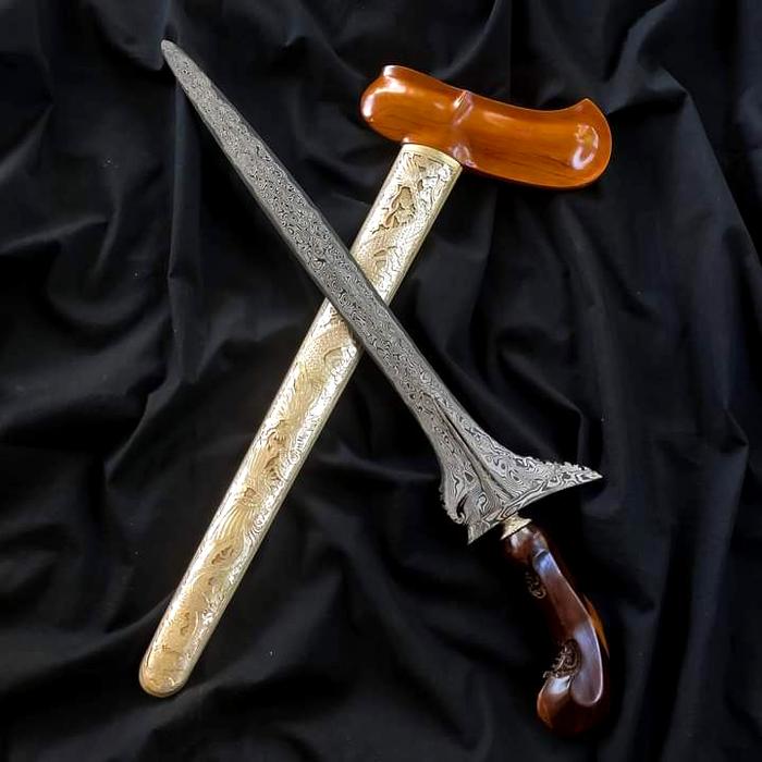 Keris Sinom Rombyong PB X Pamor Mrutu Sewu Gagah Istimewa