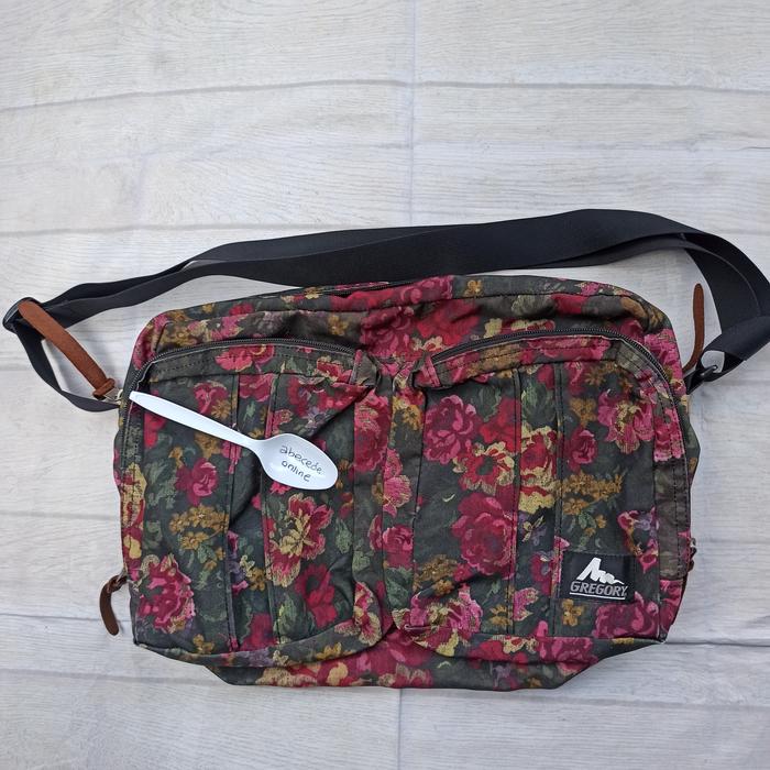 GREGORY FLORAL Sling bag