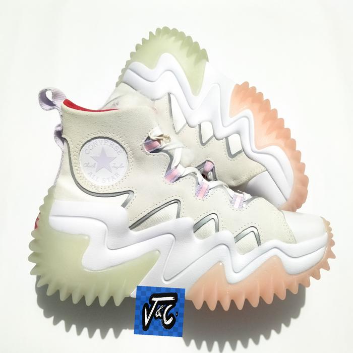 Converse Run Star Motion Platform Lugged Year of the Rabbit CNY CX Hi