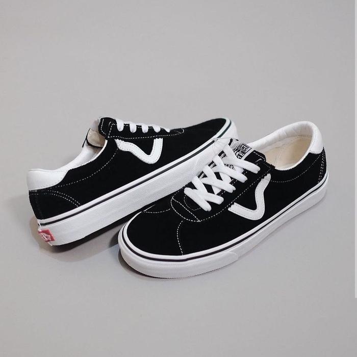 VANS EPOCH SPORT SUEDE BLACK WHITE BNIB ORIGINAL
