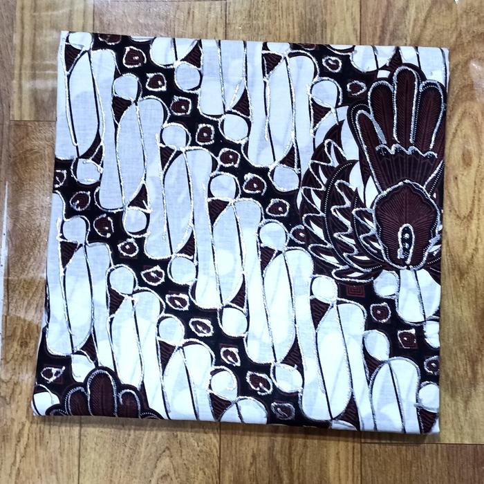 kain batik jarik prada parang barong garuda latar putih
