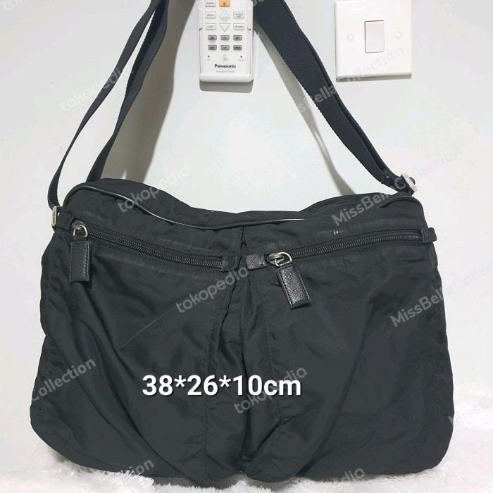 Tas sling selempang nilon prada hitam