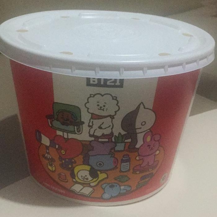 bucket bt21