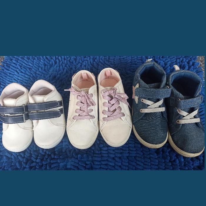 sepatu anak Preloved OshKosh carters