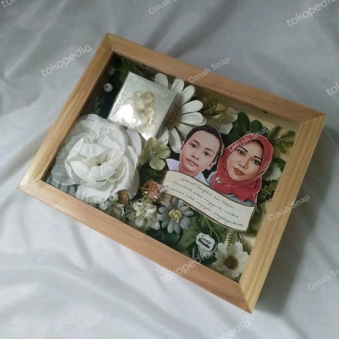 Frame bingkai emas antam