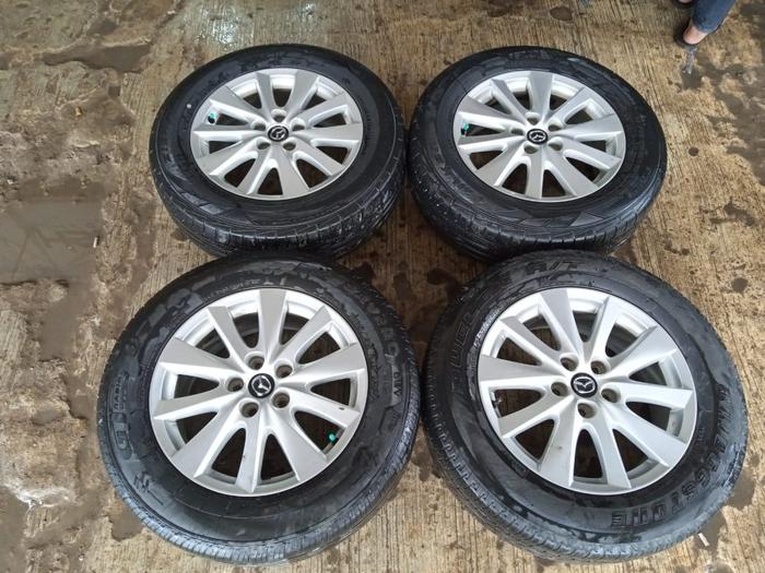 Velg Mobil Copotan Oem Mazda Cx5 Ring 17 Lebar 7 Pcd 5x114,3 Plus Ban
