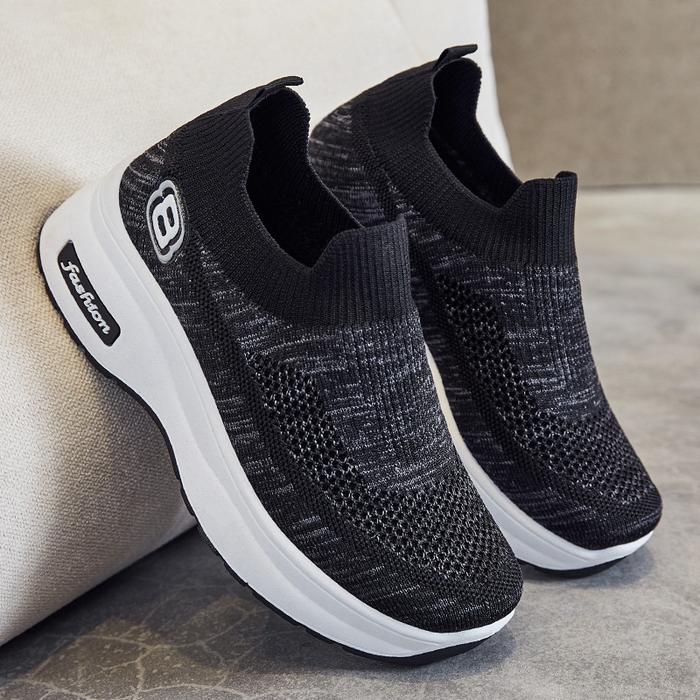 Sepatu Sneakers Wanita Import HighSole Slip On Rajut