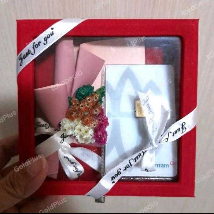 Kado emas antam box