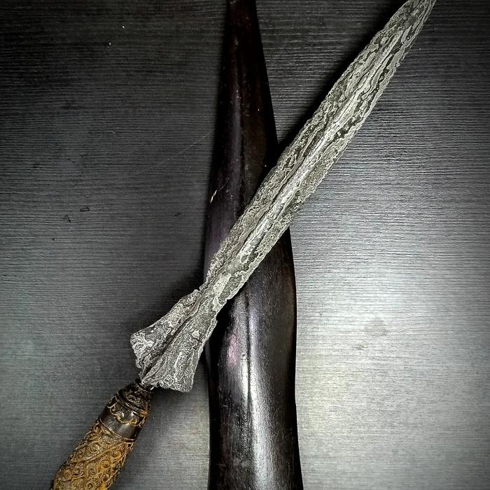 TOMBAK TEMUAN ERA SINGOSARI