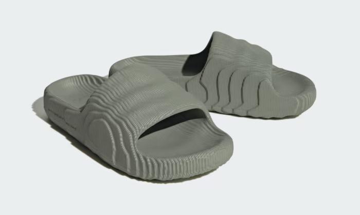 Sandal Wanita adidas Adilette 22 Slide Silver Green 100% Original