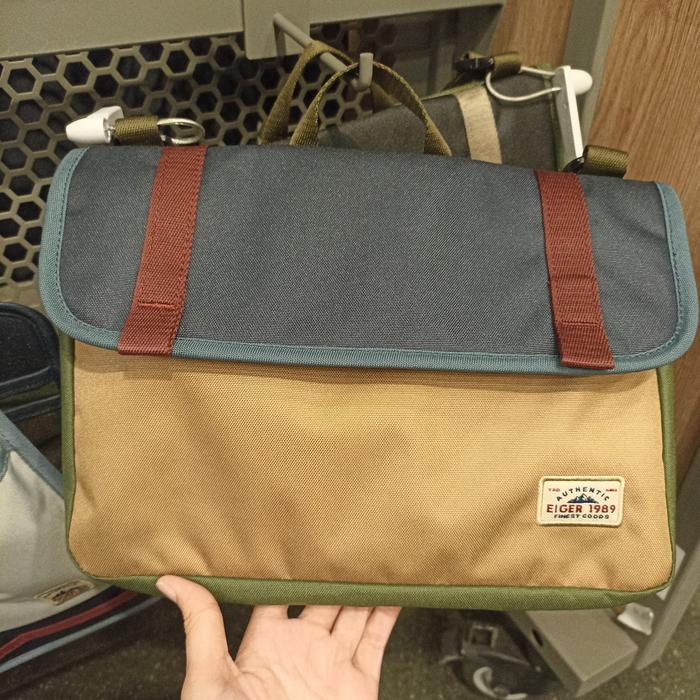 Eiger Tas Tablet FLAT TABLET SACOCHE 10 Bag 91000 8046 Original Unisex