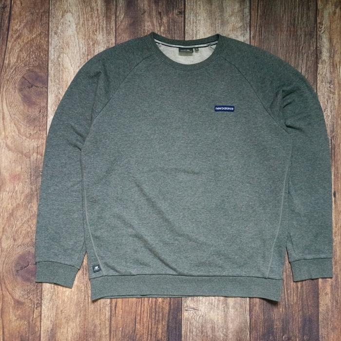 crewneck new balance second
