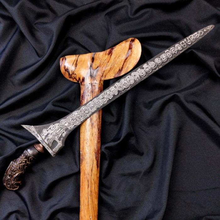 Keris Tilam Upih Pamor Melati Tumpuk Tangguh Tuban Sepuh Kuno Istimewa