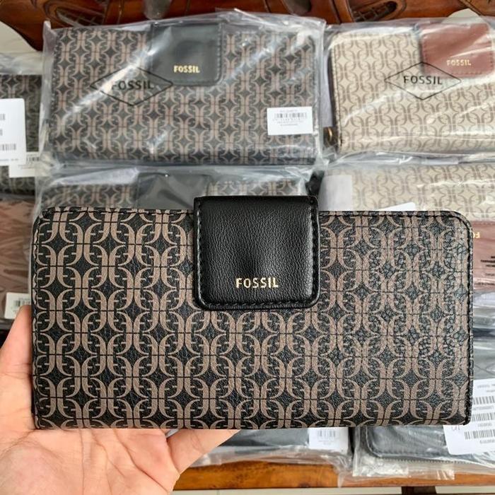 Madison Zip Clutch Wallet Brown Black