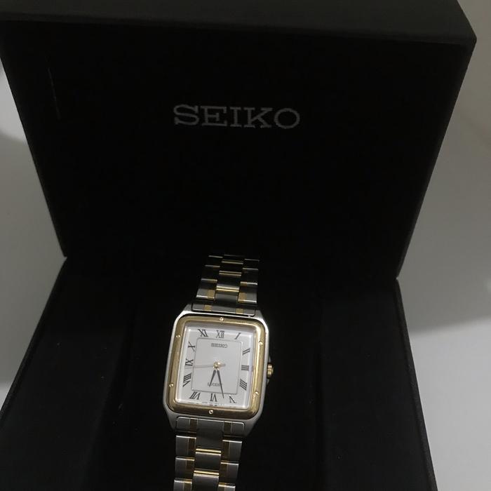 [SOLD] Seiko tank lucent roman dial