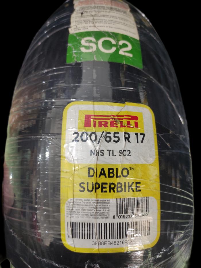 Paket Ban Pirelli Diablo Superbike 120/70-17 & 200/65-17 (Ban Slick)