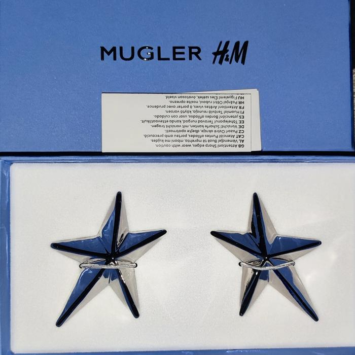 anting cewek H&M x Mugler star shape earrings