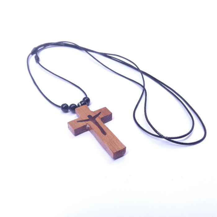 R 38 - Kalung Salib Kayu Resin/Kayu Epoxy/Liontin Salib Katolik