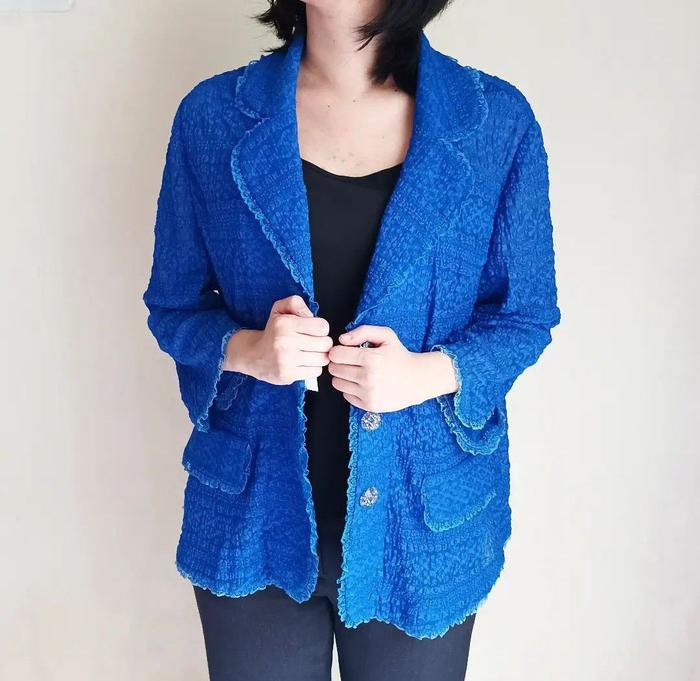 Blazer Outer Luaran Wanita Jumbo Big Size Biru Elektrik