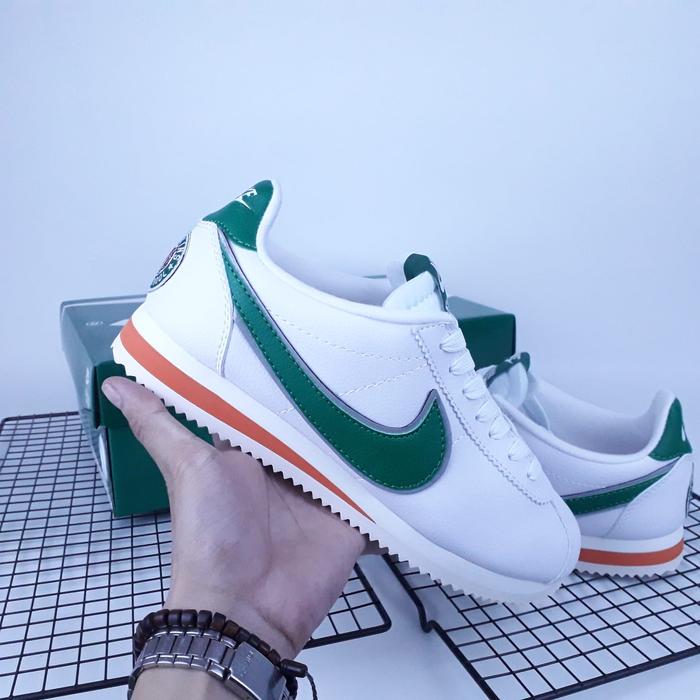 Nike Cortez Hawkins Stranger Things