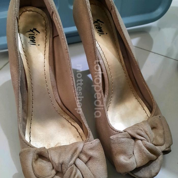 high heels payless preloved