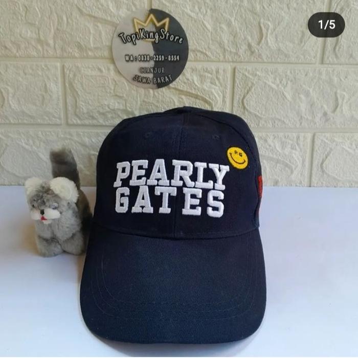topi pearly gates